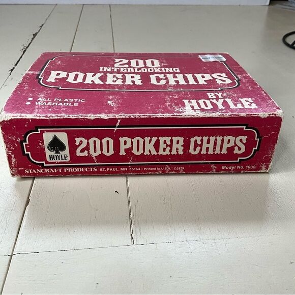 Hoyle Vintage Poker Chips Plastic in Original Box - Picture 3 of 3